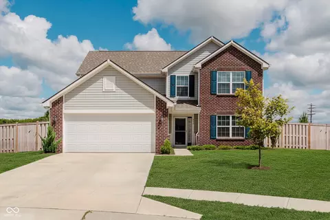956 Rushmore Dr, Pittsboro, IN 46167