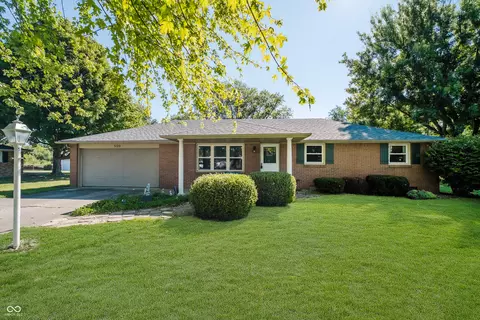 5120 Linden St, Anderson, IN 46017