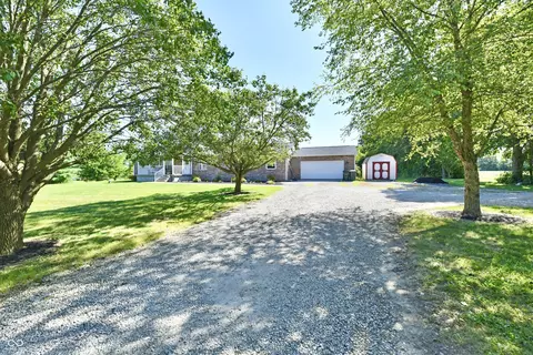 2203 S 800 W, New Palestine, IN 46163