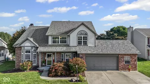 1216 Thornmeadow Cir, Greenwood, IN 46143