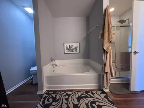 Bath - 2265 Hampton Dr, Franklin, IN 46131 photo 1 of 1