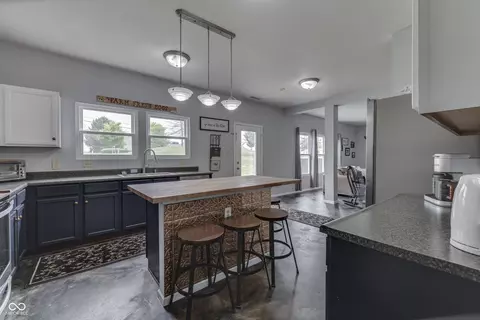 Kitchen - 2265 Hampton Dr, Franklin, IN 46131 photo 2 of 2