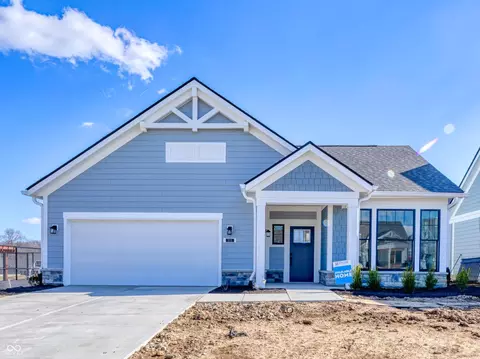 7031 Yosemite Dr, Zionsville, IN 46077