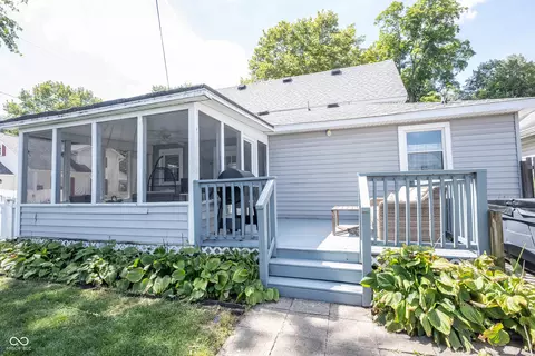 Exterior - 241 Pearl St, Pendleton, IN 46064 photo 10 of 16