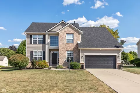 821 Harvest Lake Dr, Brownsburg, IN 46112