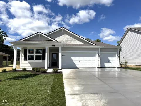 1558 Trichel Dr, Greenwood, IN 46143