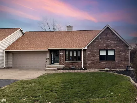 3725 W Two Mile House Rd, Columbus, IN 47201