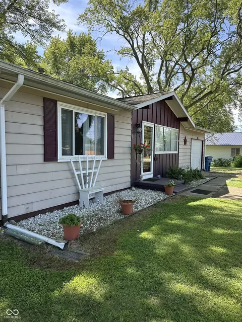 Other - 301 Marion Blvd, Covington, IN 47932 photo 2 of 5