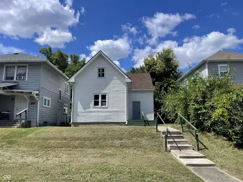 2726 Boulevard Pl, Indianapolis, IN 46208