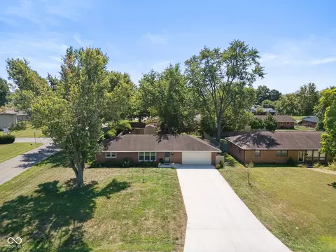 2239 Sims Dr, Columbus, IN 47203 photo 3