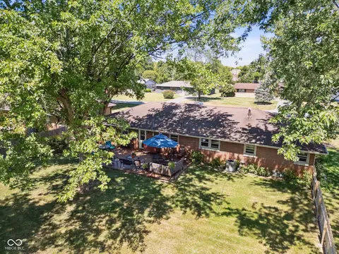 2239 Sims Dr, Columbus, IN 47203 photo 6