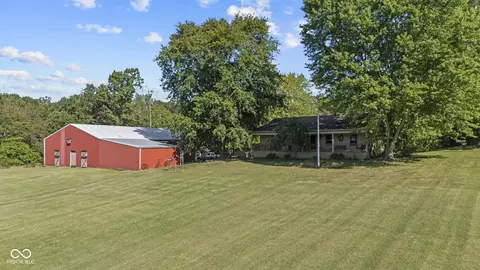 2233 E Radio Tower Rd, Scottsburg, IN 47170