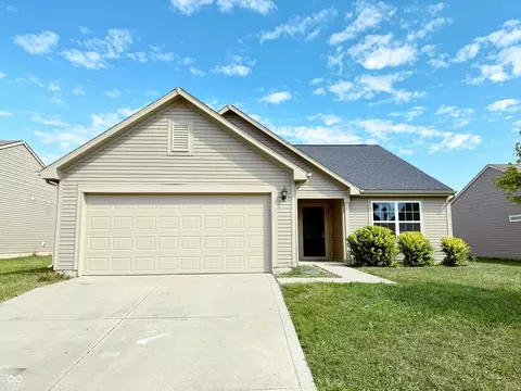 614 Cross Wind Dr, Greenwood, IN 46143
