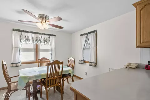 Dining - 6275 E Mt Eden Rd, Scottsburg, IN 47170 photo 1 of 2