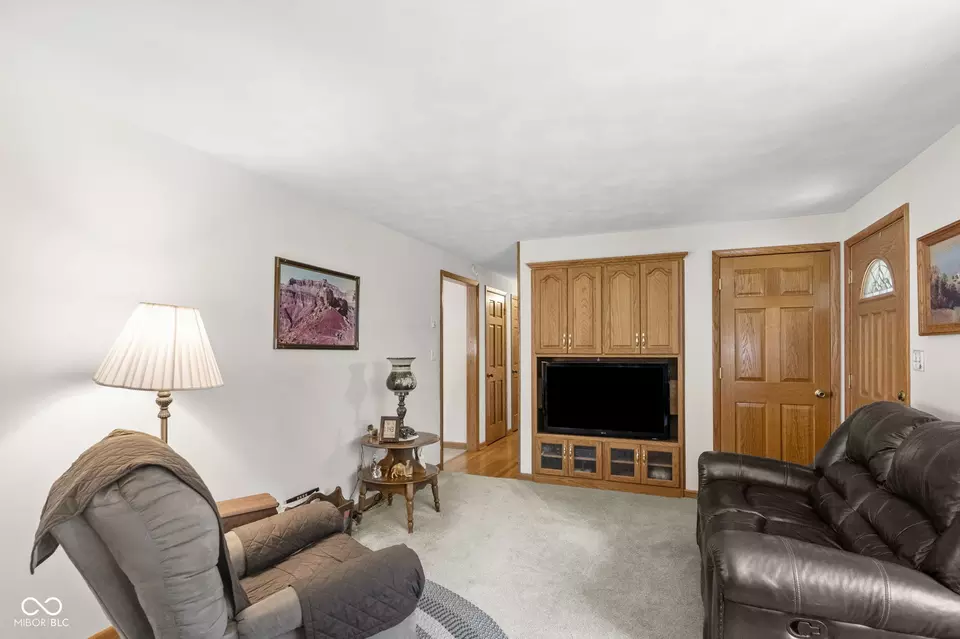 Living - 6275 E Mt Eden Rd, Scottsburg, IN 47170 photo 2 of 2