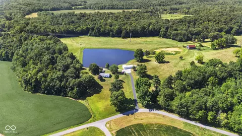 6275 E Mt Eden Rd, Scottsburg, IN 47170