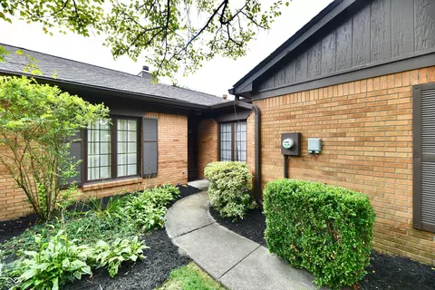 5211 Fawn Hill Ter, Indianapolis, IN 46226