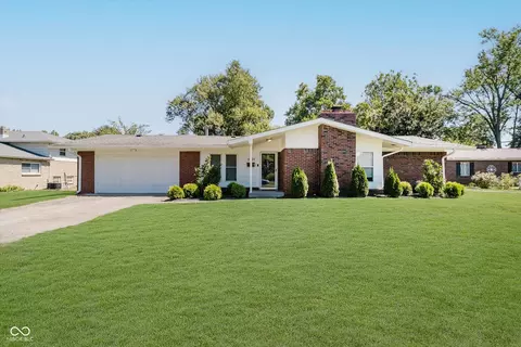 5221 Moonlight Dr, Indianapolis, IN 46226