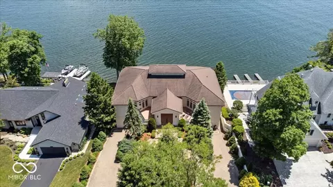 10919 Brigantine Dr, Indianapolis, IN 46256