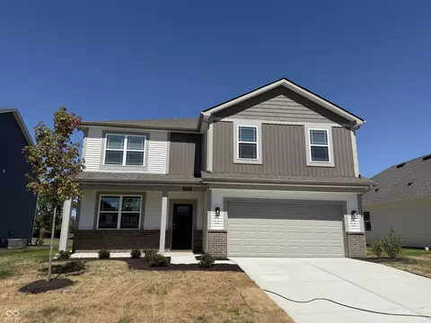 2068 Quail West Dr, Danville, IN 46122