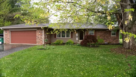 8035 Black Oak Ct, Plainfield, IN 46168