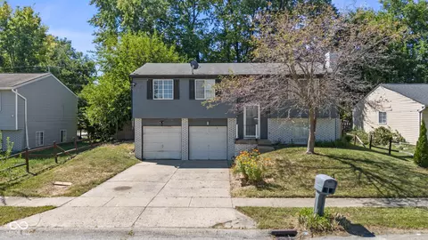 2614 Fairhaven Dr, Indianapolis, IN 46229