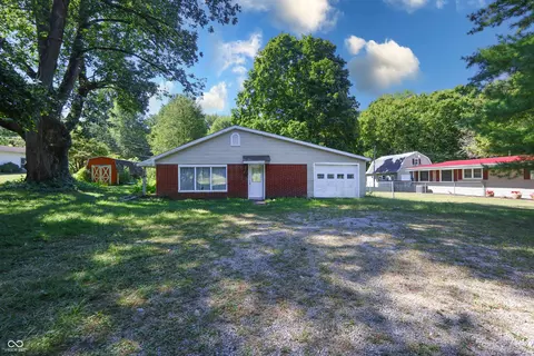 740 N National Rd, Columbus, IN 47201