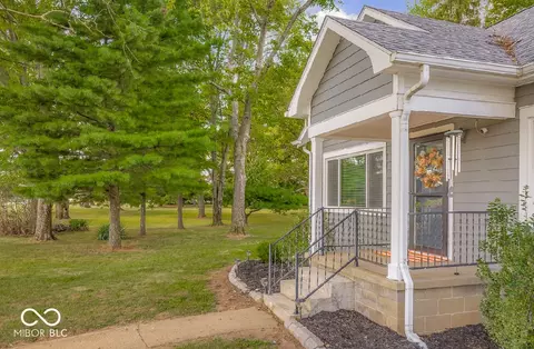 Exterior - 708 E 400 S, Columbus, IN 47201 photo 3 of 15