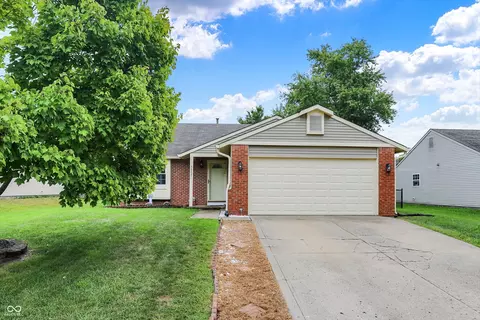3937 Sarasota Dr, Franklin, IN 46131