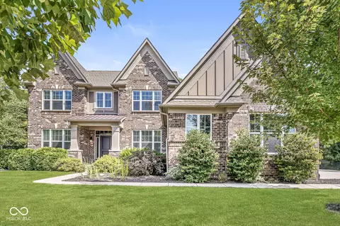 14405 Arnett Dr, Carmel, IN 46033