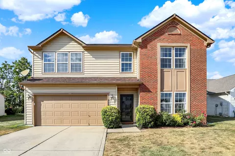 6448 Dusty Laurel Dr, Whitestown, IN 46075