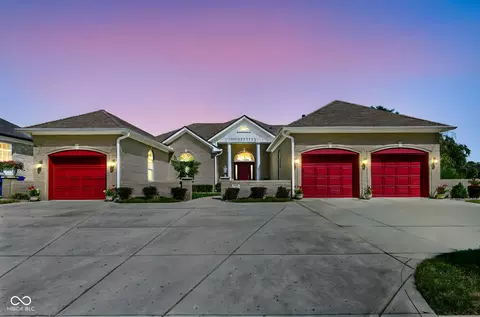 6816 Carters Grove Dr, Noblesville, IN 46062