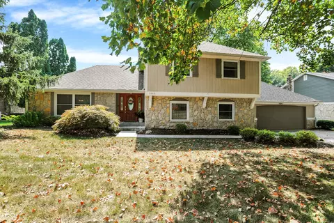 1483 Spruce Dr, Carmel, IN 46033