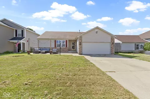 1100 Tomahawk Pl, Martinsville, IN 46151