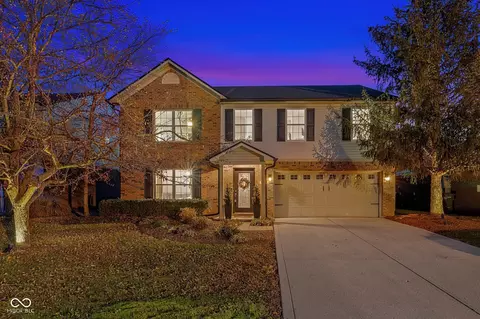 6527 Southern Ridge Dr, Indianapolis, IN 46237