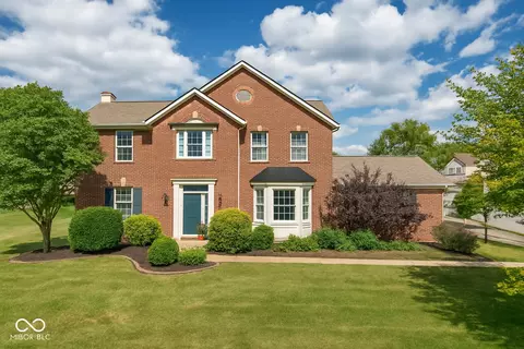5336 Wakefield Dr N, Greenwood, IN 46142