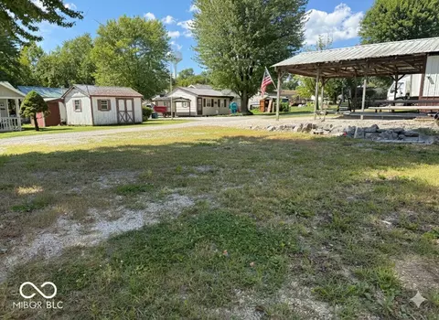 6097 Van Bibber Lk, Greencastle, IN 46135