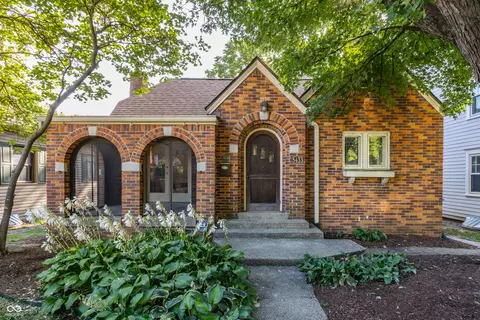 5433 Broadway St, Indianapolis, IN 46220