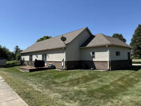 710 Candlewood Dr, Pendleton, IN 46064 photo 2