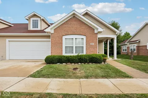 461 Harvest Moon Dr, Greencastle, IN 46135