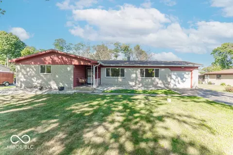 1274 Price Rd, Avon, IN 46123