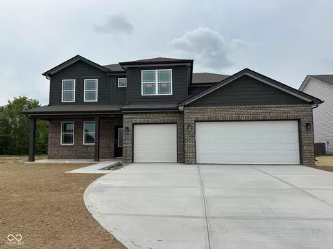 111 Ames Dr, Whiteland, IN 46184