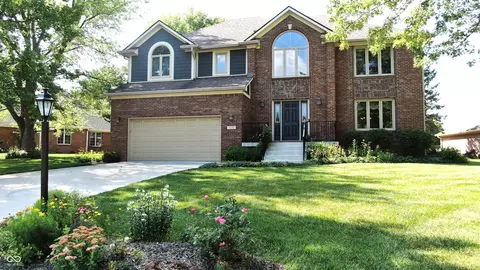 1530 Deerfield Dr, Plainfield, IN 46168
