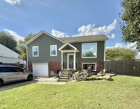 304 Juliann Dr, Seymour, IN 47274