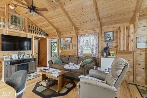 2789 N Bethlehem Rd, Austin, IN 47102 photo 9