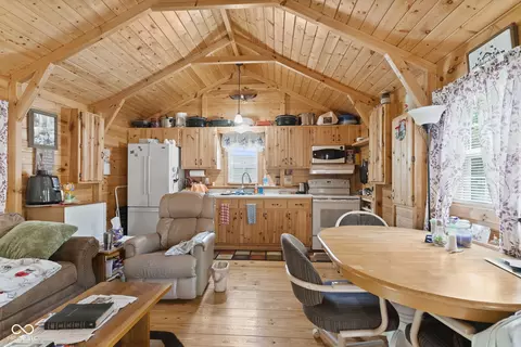 2789 N Bethlehem Rd, Austin, IN 47102 photo 10