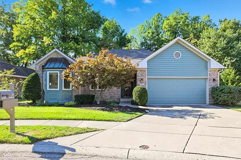 793 Woodview South Dr, Carmel, IN 46032