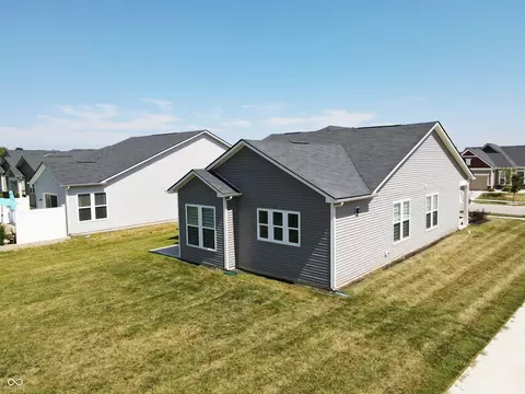 Exterior - 4864 Lilac Dr, Plainfield, IN 46168 photo 3 of 7