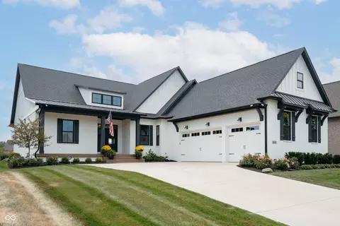 16404 Grand Cypress Dr, Noblesville, IN 46060