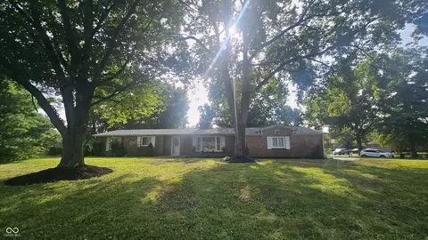 13251 Chevy Chase Dr, Fishers, IN 46038